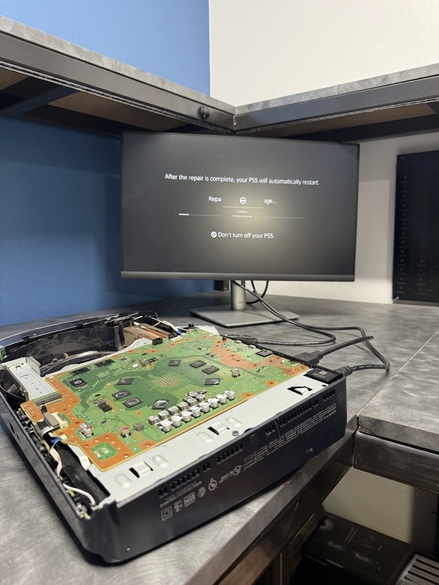 Game console repair Hesperia PS5 Xbox Nintendo Switch